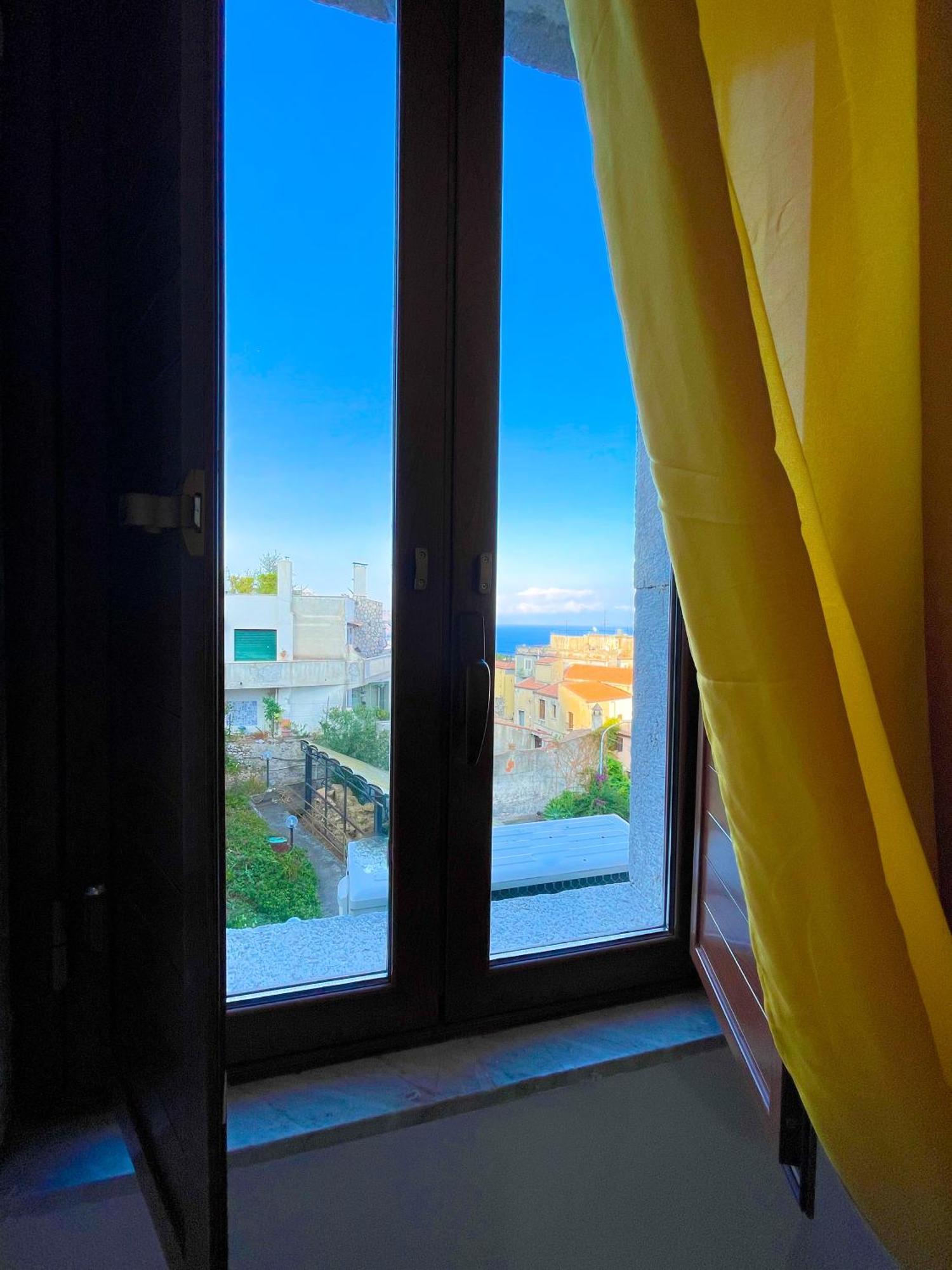 Panoramic Taormina Center Apartment Luaran gambar